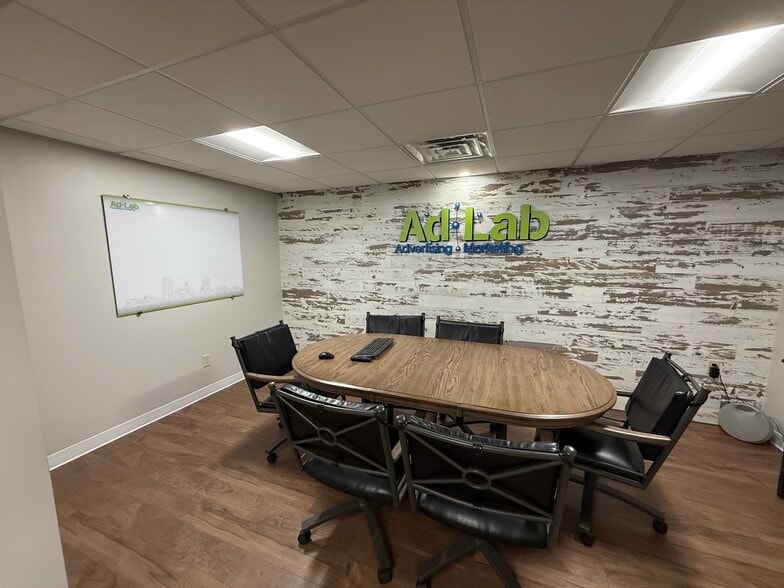 More Photos Of 6110 Constitution Dr, Fort Wayne Office For Lease