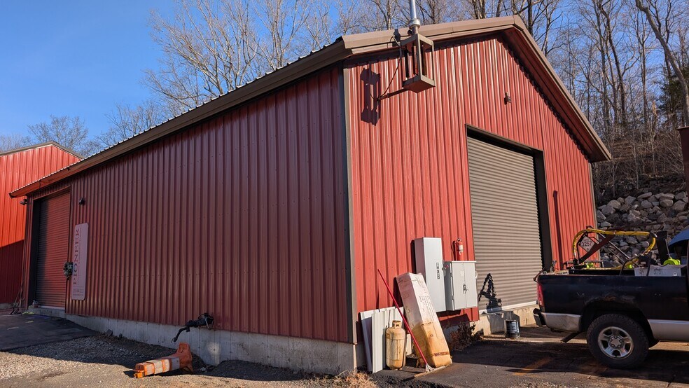 More Photos Of 90 Ciro Rd, North Branford Industrial For Lease