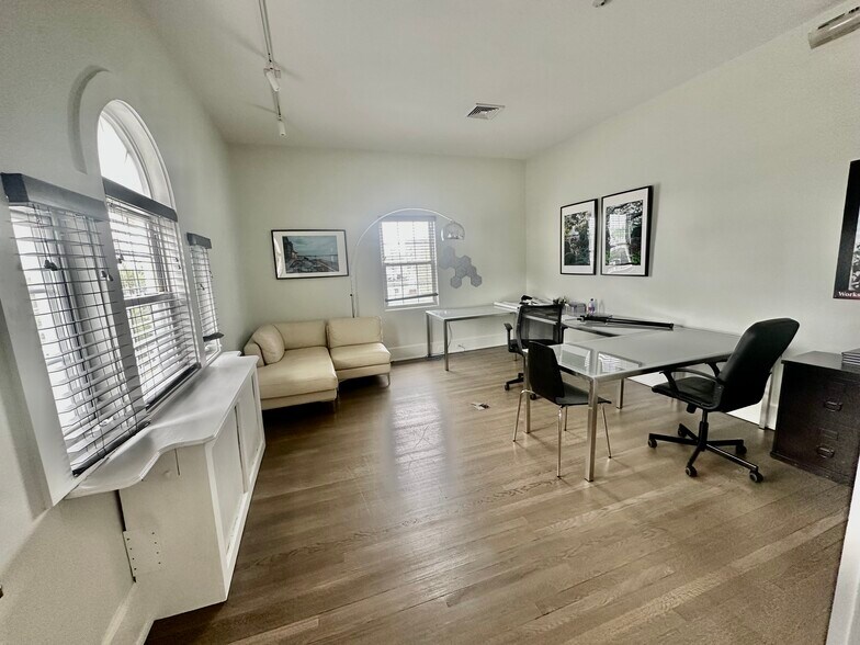 More Photos Of 95 E Putnam Ave, Greenwich Office For Sale
