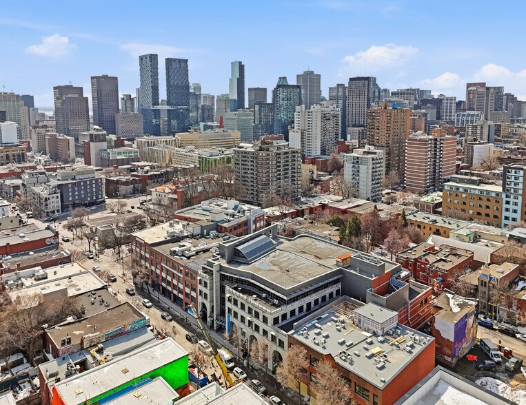 More Photos Of 3536 Boul Saint-Laurent, Montréal Office For Sale