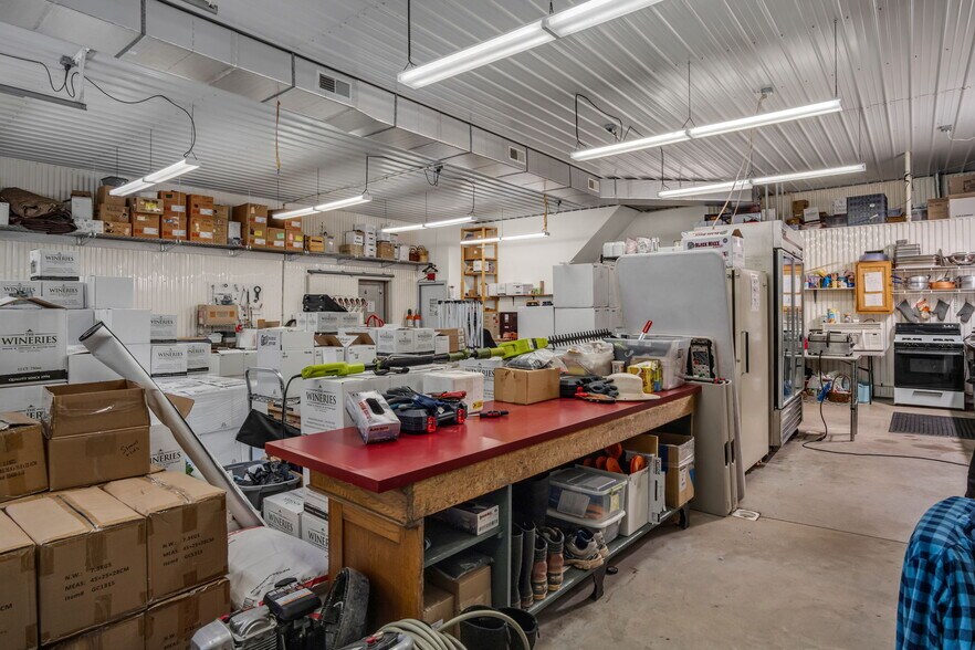 More Photos Of 3 Orchard Rd, Liverpool Winery Vineyard For Sale