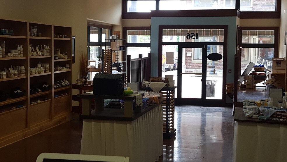 More Photos Of 144-156 E Liberty St, Wooster Storefront Retail Office For Lease