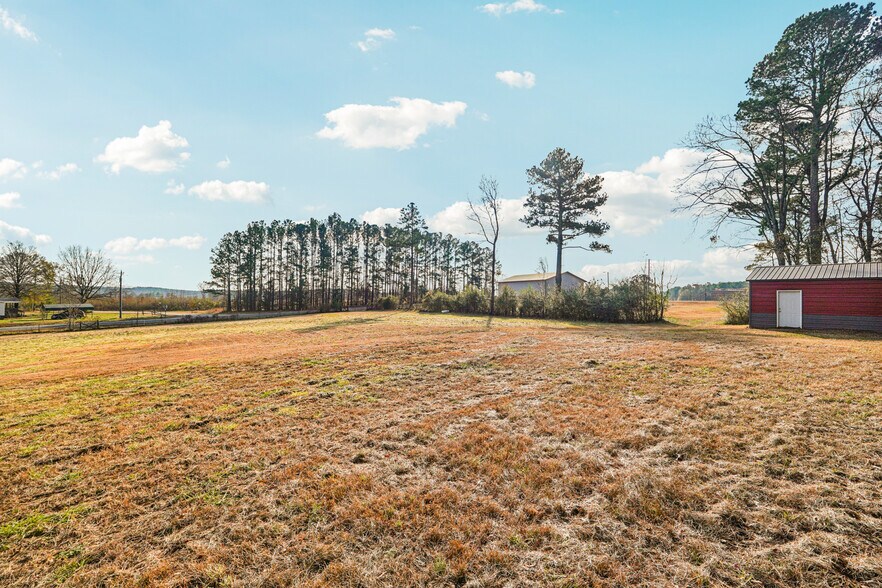 More Photos Of 510 Lillys Bridge Rd, Mount Gilead Flex For Sale
