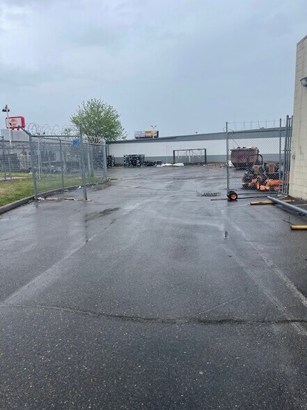 More Photos Of 2645 Mount Moriah Rd, Memphis Freestanding For Sale