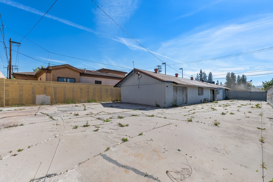 More Photos Of 19661 Valley Blvd, Walnut Freestanding For Sale