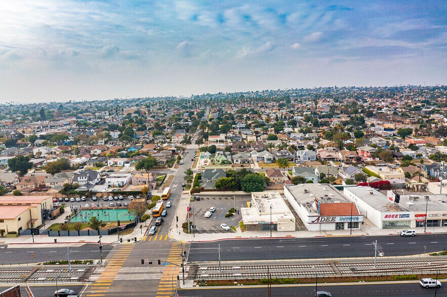 More Photos Of 5471 Crenshaw Blvd, Los Angeles Storefront For Sale