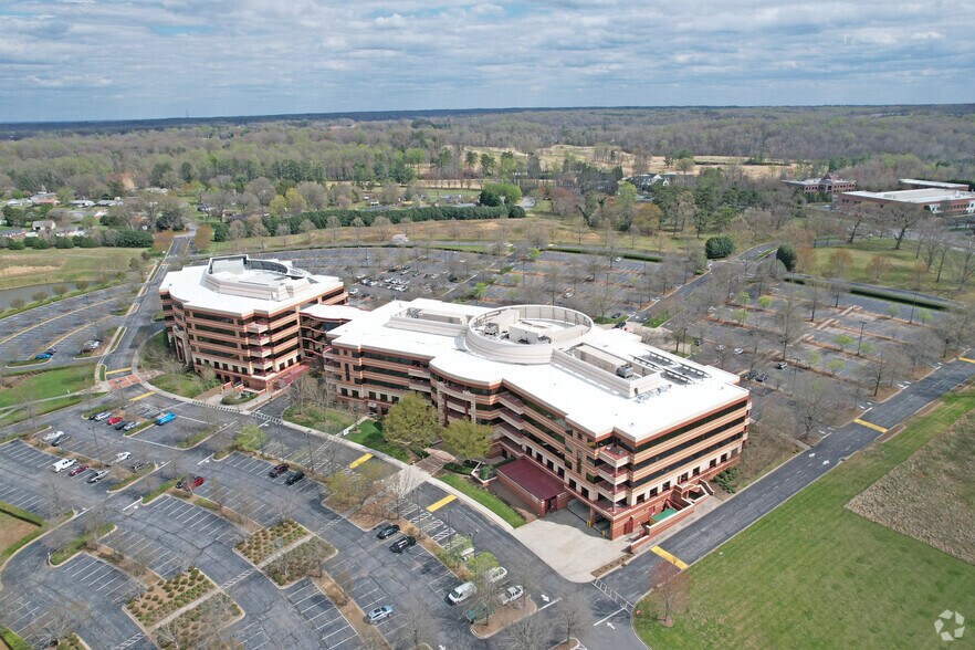 More Photos Of 1000 E Hanes Mill Rd, Winston-Salem Office For Sale