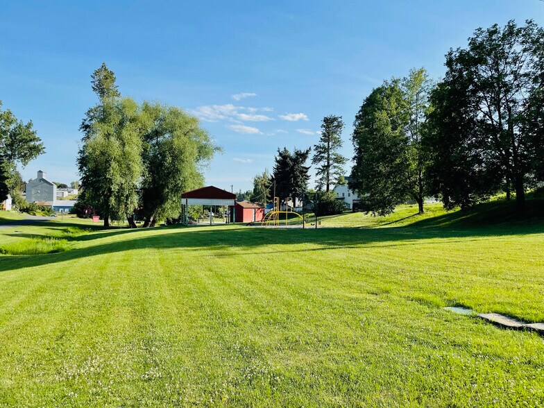 More Photos Of 600 N Broadway St, Tekoa Manufactured Housing Mobile Home Park For Sale