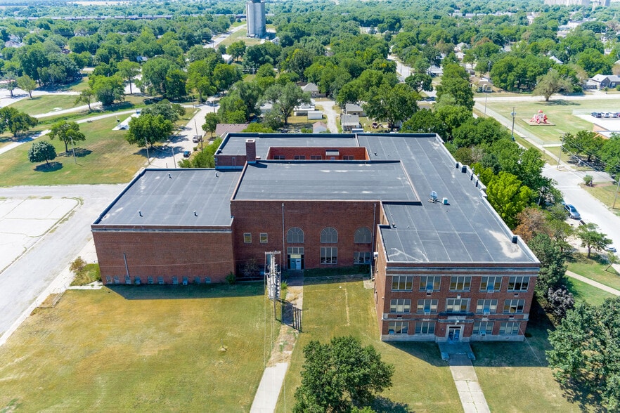 More Photos Of 311 N A St, Wellington Schools For Sale