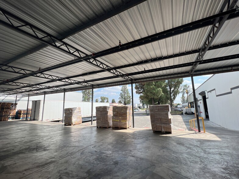 More Photos Of 1920 S Augusta Ct, Ontario Warehouse For Lease