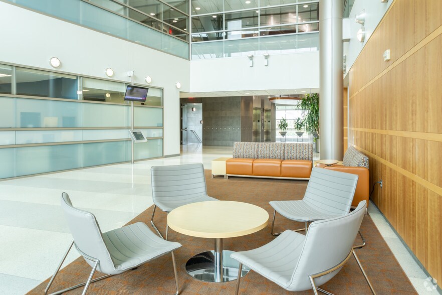 More Photos Of 1000 Oakbrook Dr, Ann Arbor Unknown For Lease