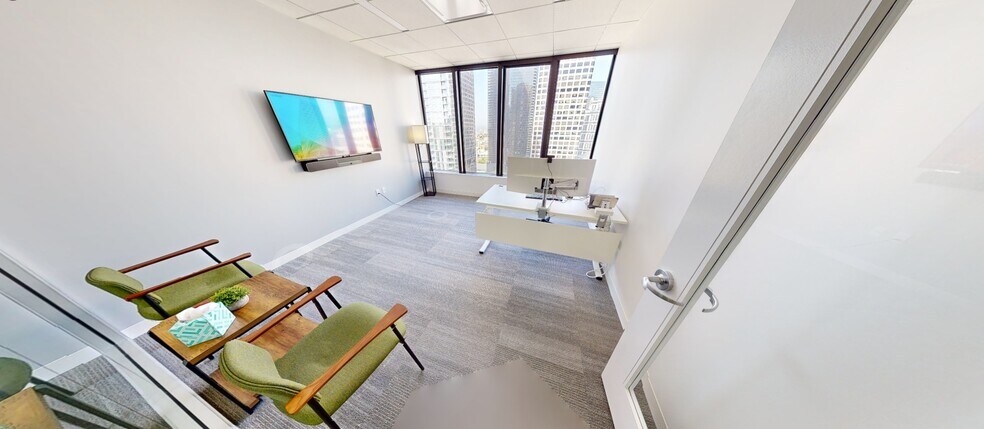 More Photos Of 700 S Flower St, Los Angeles Office For Lease