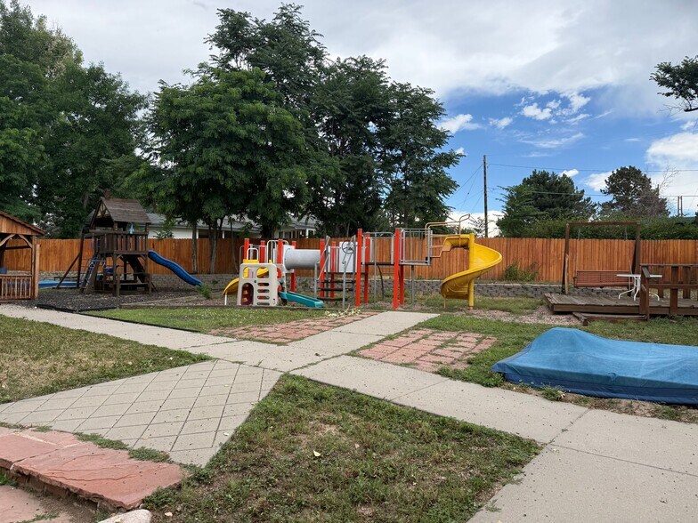 More Photos Of 1777 Kipling St, Lakewood Office For Sale
