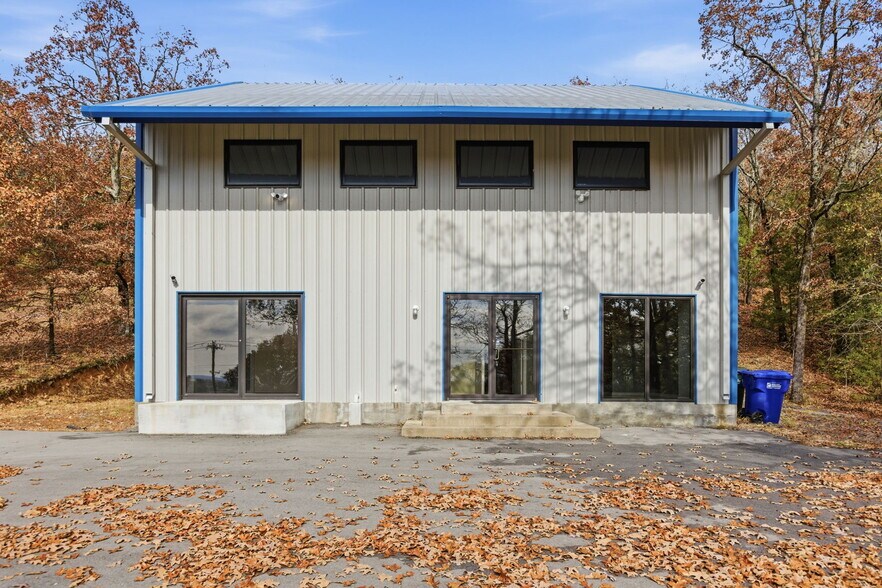 Primary Photo Of 183 Lower Ridge Rd, Conway Flex For Sale