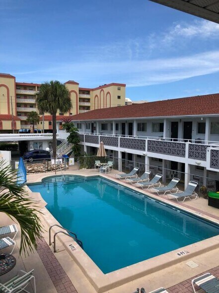 More Photos Of 14711 Gulf Blvd, Madeira Beach Hotel For Sale