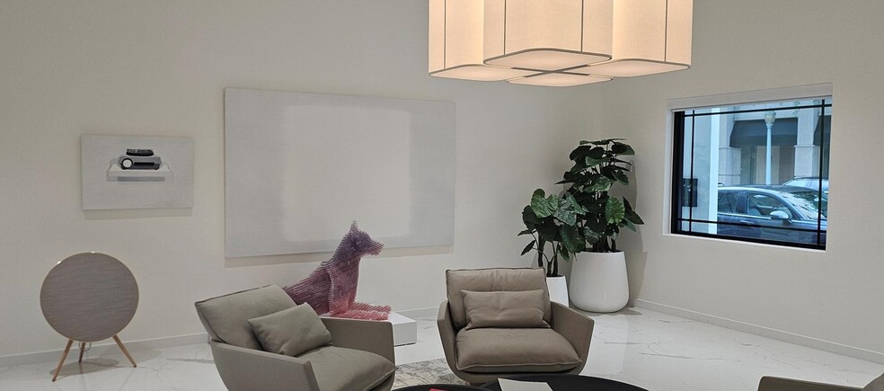 More Photos Of 117 Aragon Ave, Coral Gables Medical For Sale