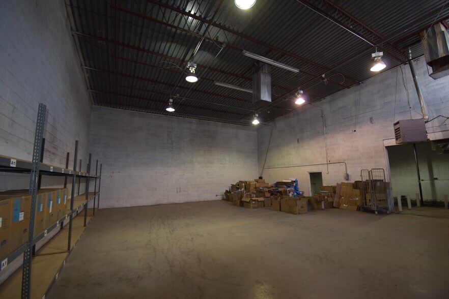 More Photos Of 1700 Texas Ave, El Paso Food Processing For Lease
