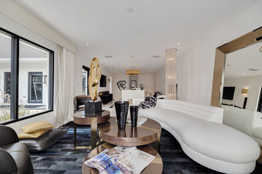 More Photos Of 4608 W Kennedy Blvd, Tampa Office For Lease