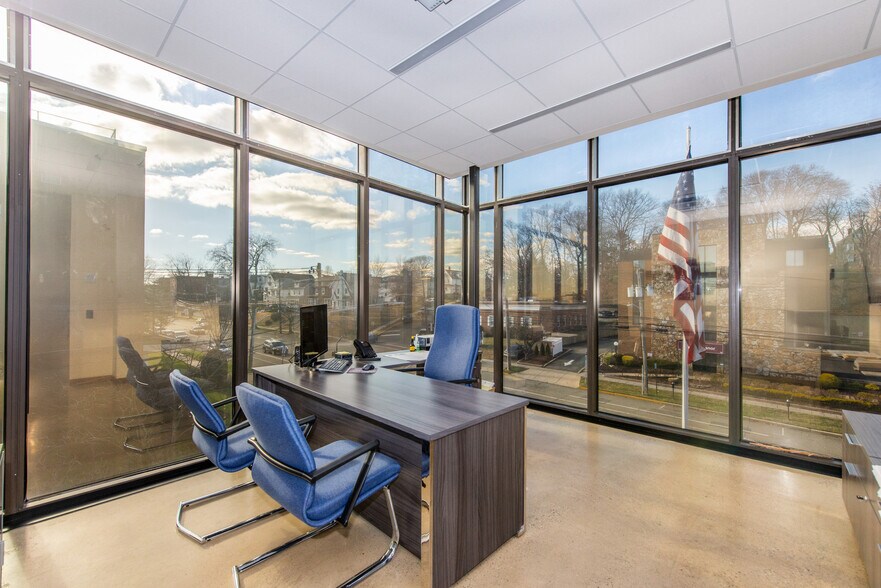 More Photos Of 85 Orient Way, Rutherford Loft Creative Space For Lease