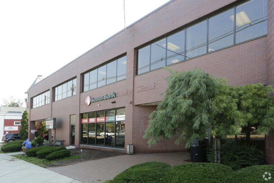 More Photos Of 296 Kinderkamack Rd, Oradell Storefront Retail Office For Lease
