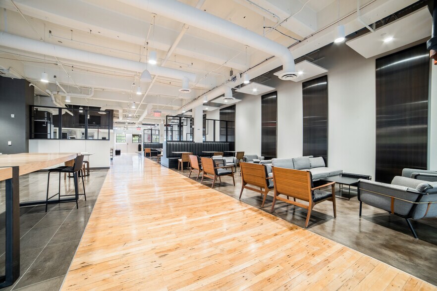 More Photos Of 2450 Holcombe Rd, Houston Office For Lease