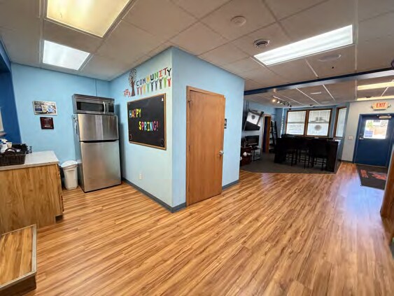 More Photos Of 922 S Park St, Madison Flex For Sale