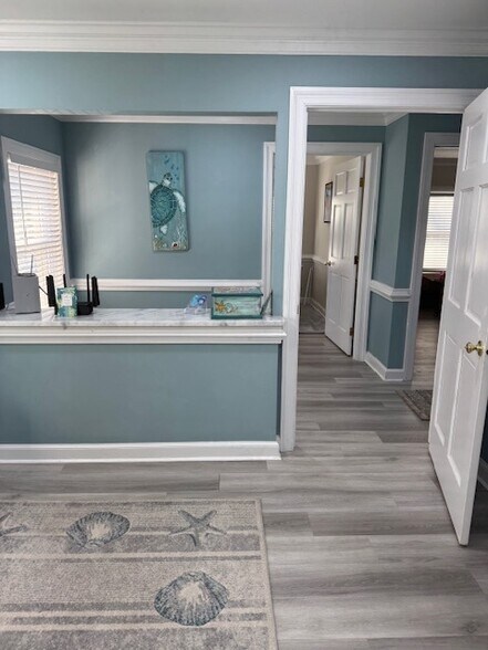 More Photos Of 1100 Eaglewood Dr, Virginia Beach Office For Lease