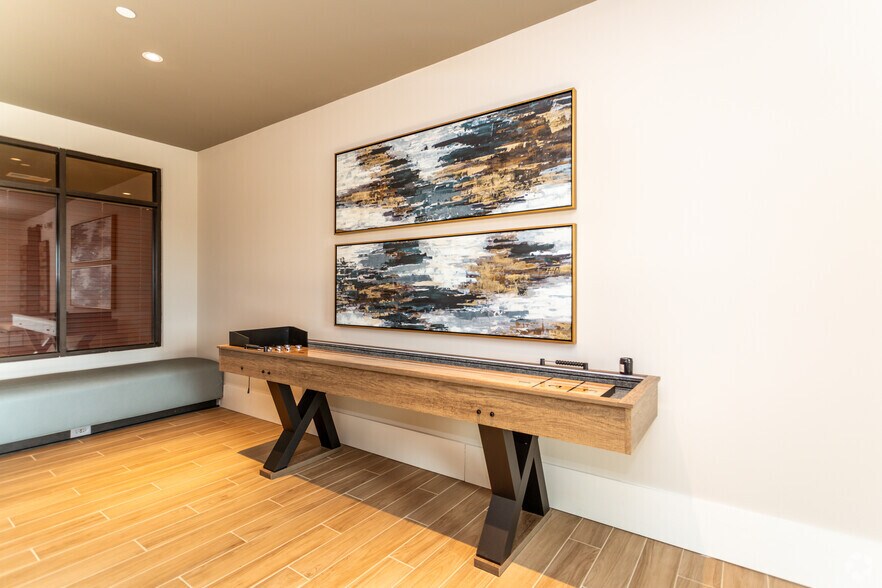 More Photos Of 222 S Main St, Mooresville Apartments For Sale