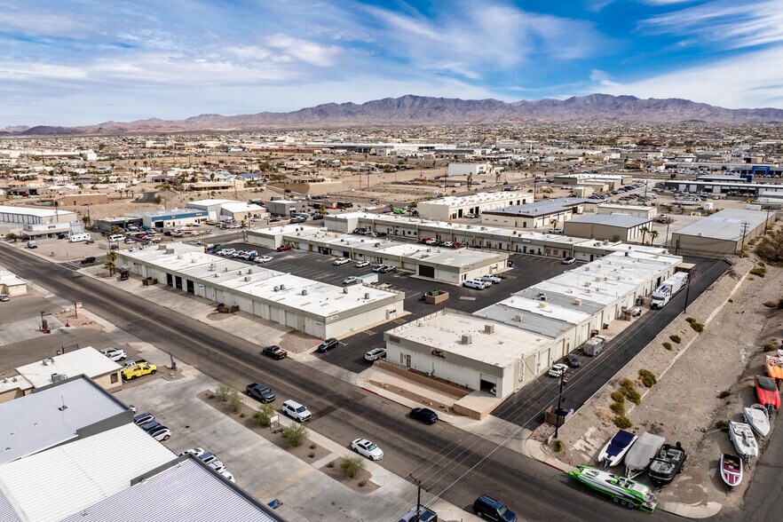 More Photos Of 1600 Acoma Blvd W, Lake Havasu City Service For Sale