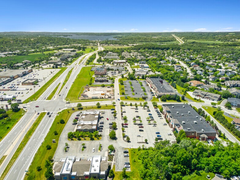 More Photos Of 1275 W Capitol Dr, Pewaukee General Retail For Sale