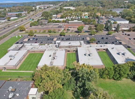 More Photos Of 620 Mendelssohn Ave N, Golden Valley Office For Sale