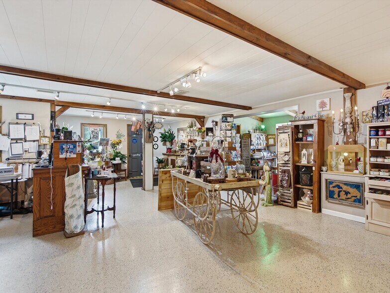 More Photos Of 425 S Ortonville Rd, Ortonville Freestanding For Sale