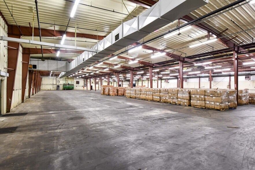 More Photos Of 124 N Charleston St, Blacksburg Warehouse For Sale