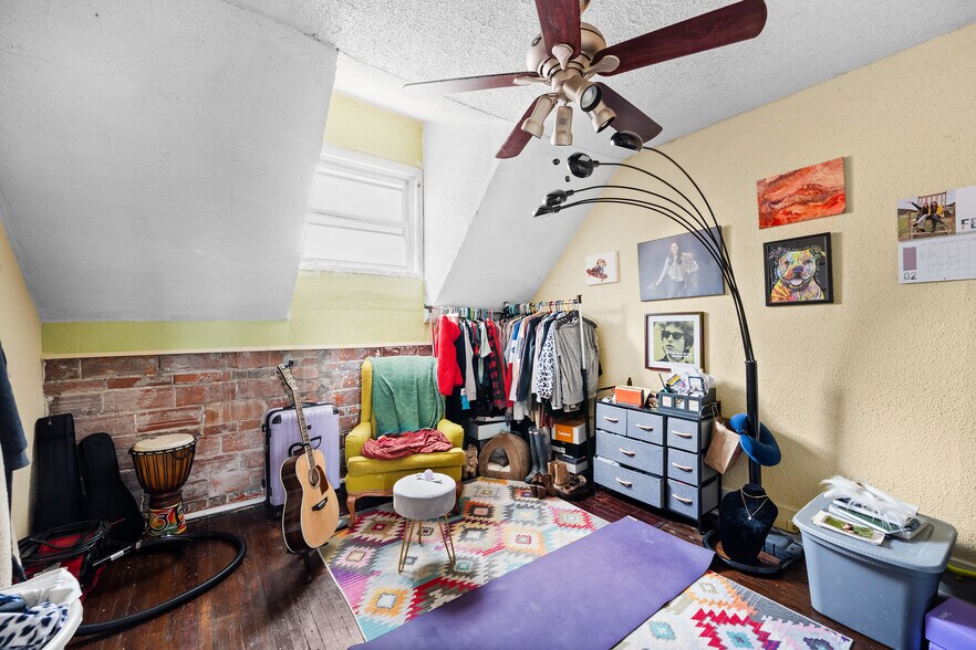 More Photos Of 212-220 Grant St, Buffalo Apartments For Lease