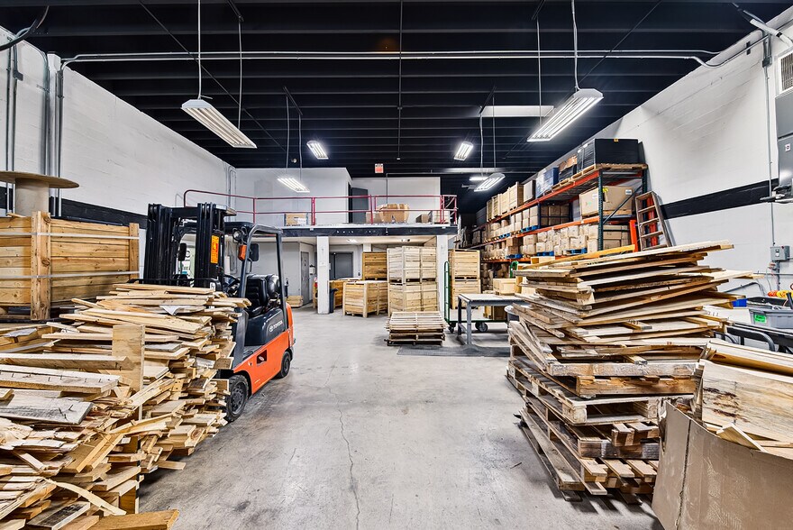 More Photos Of 936-940 NW 1st St, Fort Lauderdale Warehouse For Sale