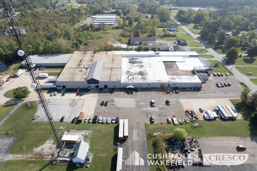 More Photos Of 9988 Kinsman Rd, Newbury Manufacturing For Lease