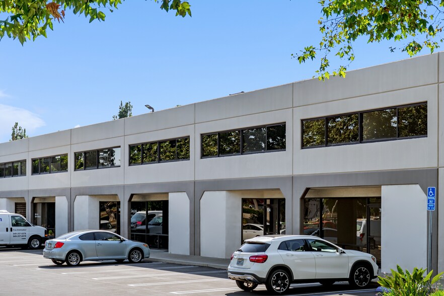 More Photos Of 22722 Lambert St, Lake Forest Unknown For Lease