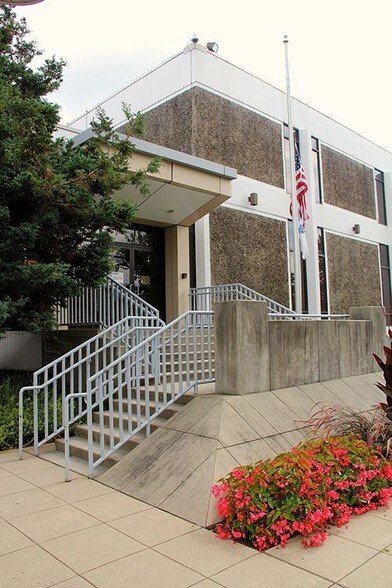 More Photos Of 55 Merritt Blvd, Trumbull Office For Lease