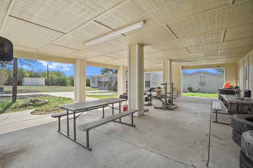 More Photos Of 298 State Highway 239, Kenedy Specialty For Sale