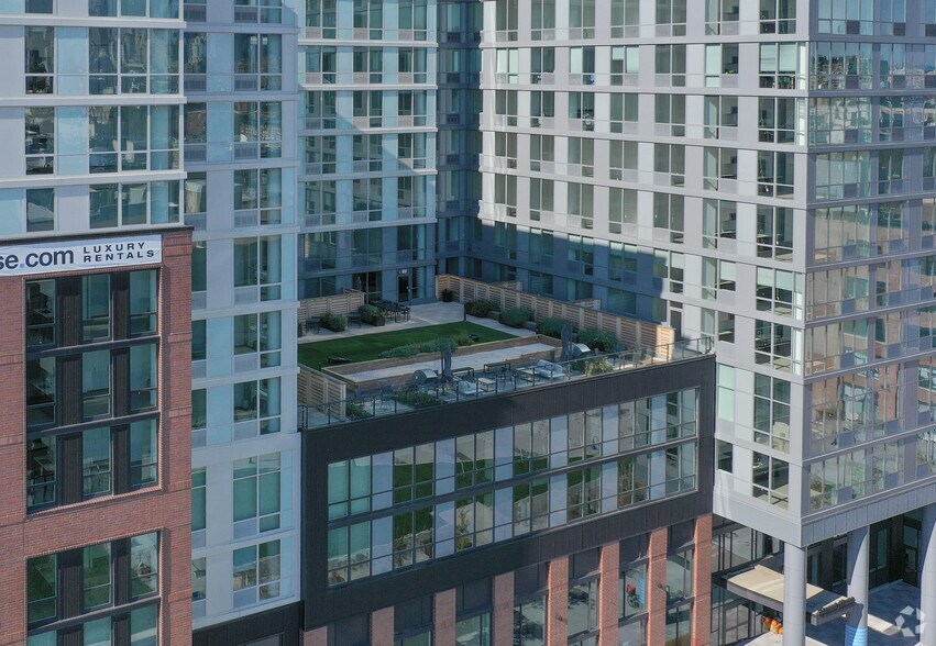 More Photos Of 770 Jackson St, Hoboken Apartments For Lease