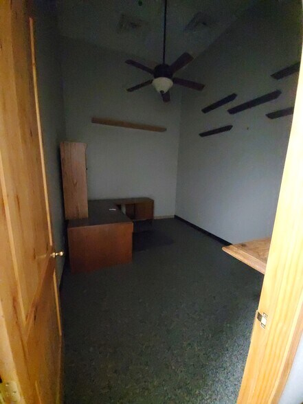 More Photos Of 6740 E University Dr, Mesa Unknown For Lease