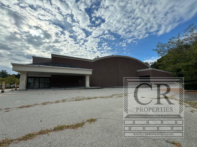 More Photos Of 2094 E Main St, Cortlandt Manor Freestanding For Sale