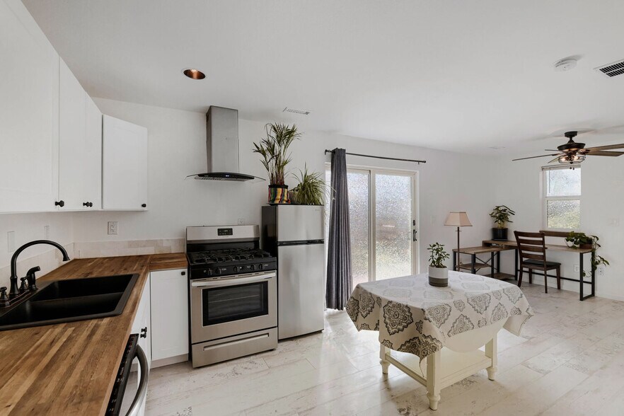 More Photos Of 301 4th St., Frederick Apartments For Sale