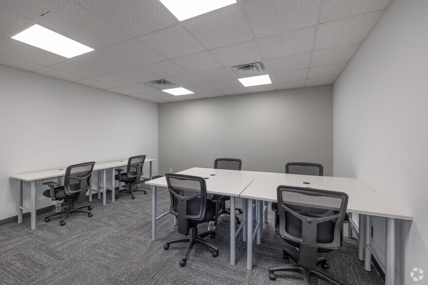 More Photos Of 101 E Tennessee Ave, Oak Ridge Coworking Space