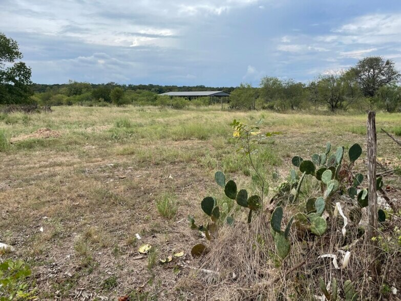 More Photos Of 11904 Old San Antonio Rd, Manchaca Light Manufacturing For Lease