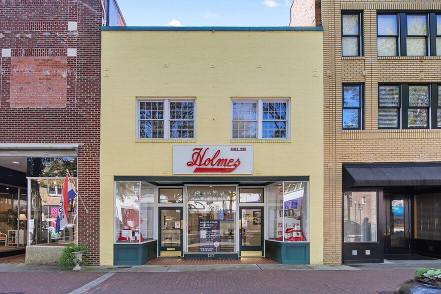 More Photos Of 127 Hay St, Fayetteville General Retail For Sale