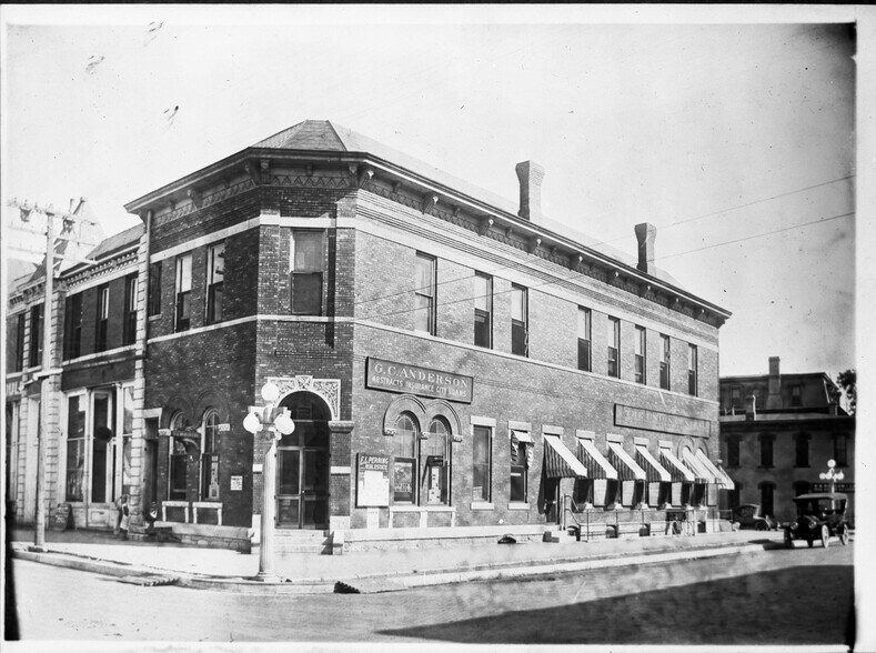 More Photos Of 115 NW 3rd St, Abilene Office Residential For Sale