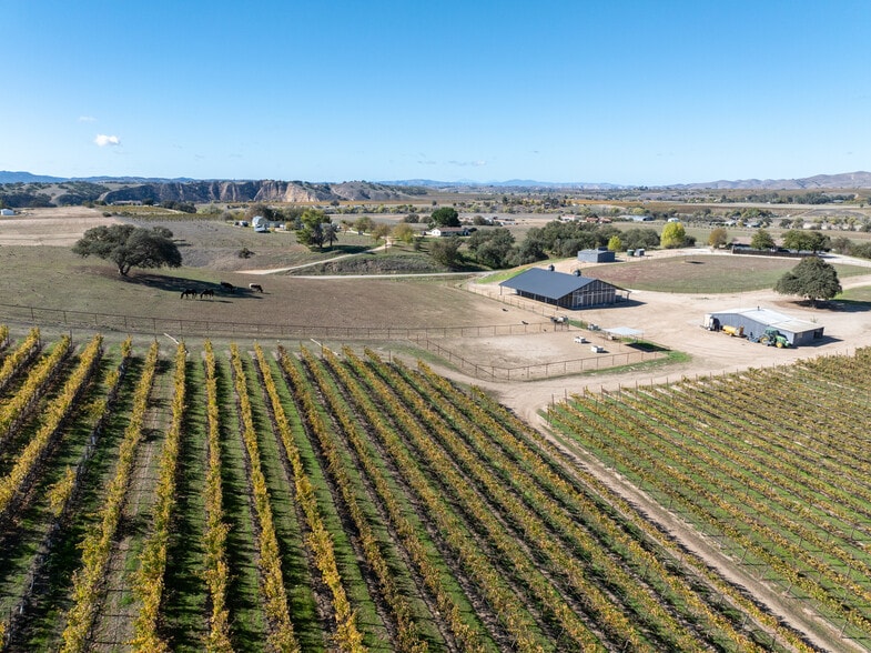 More Photos Of 7790 Airport Rd, Paso Robles Land For Sale