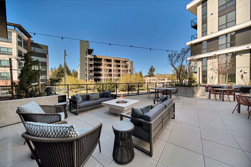 More Photos Of 11811-11821 NE 128th St, Kirkland Multifamily For Sale