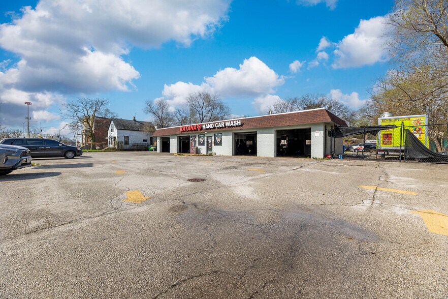More Photos Of 10620 S Vincennes Ave, Chicago Carwash For Sale